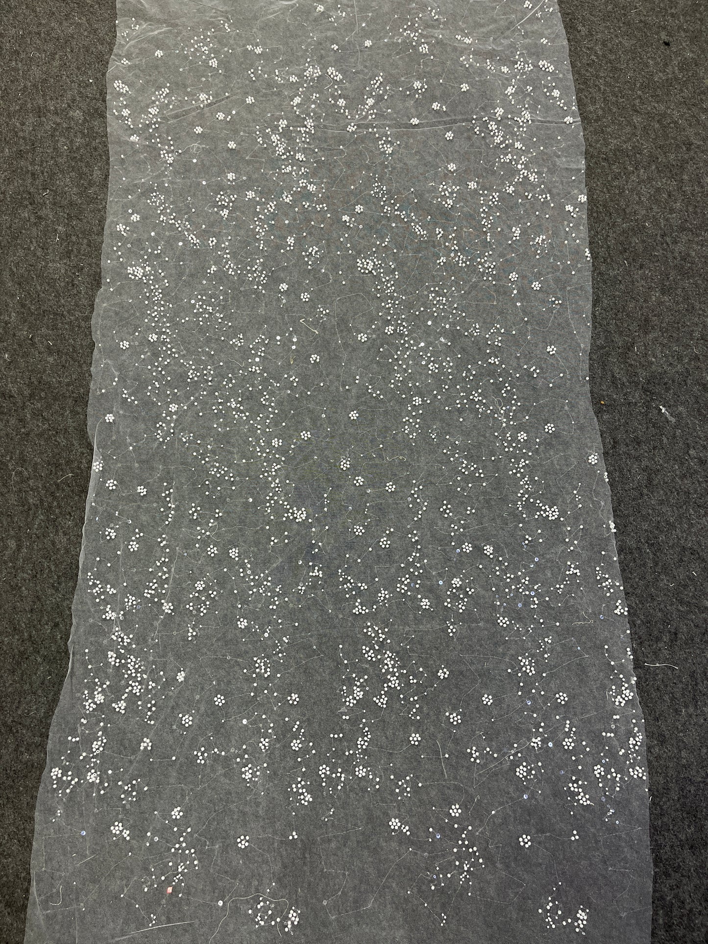 Exquisive pearl lace