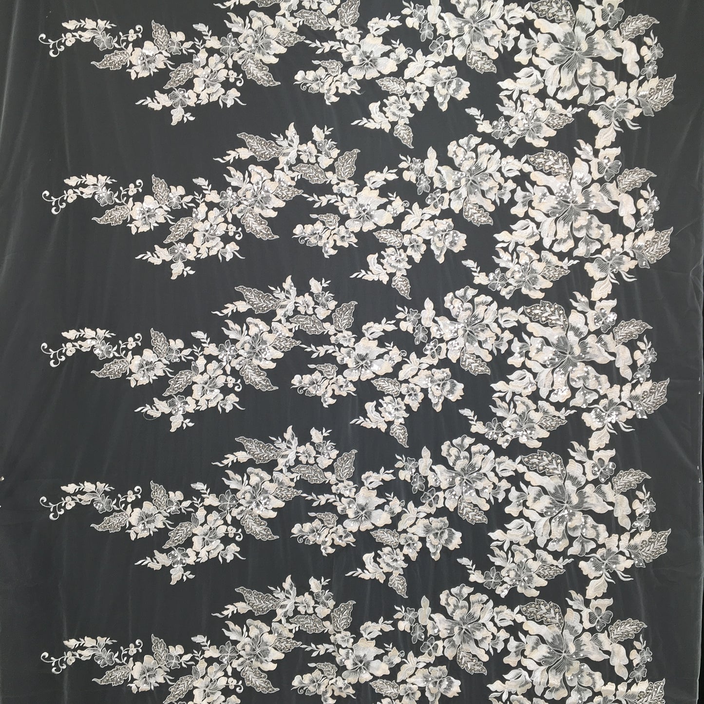 High grade flat embroidery lace