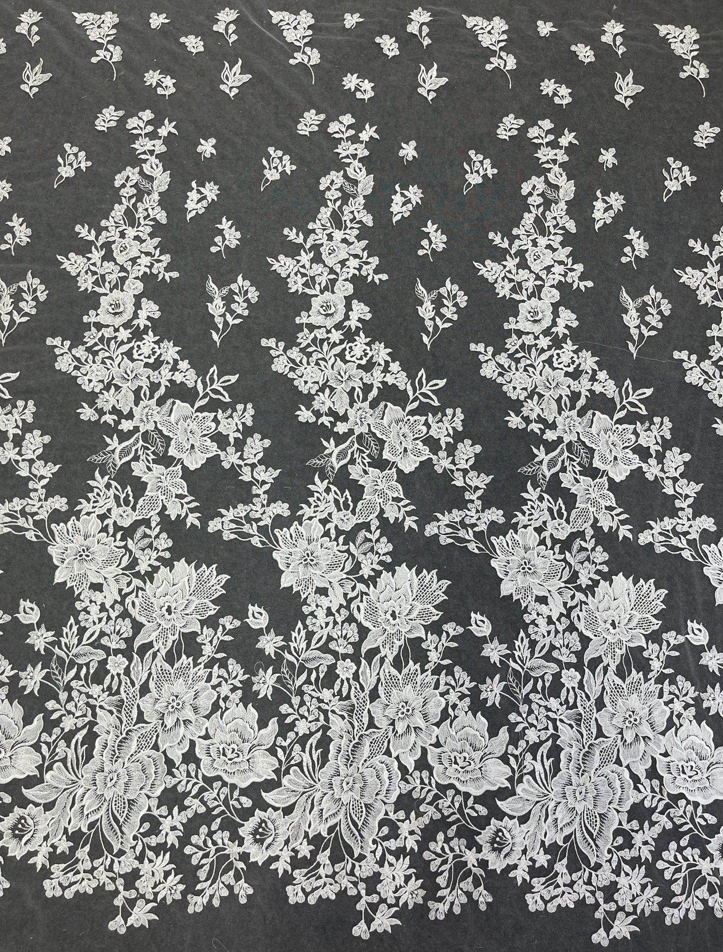 Embroidery lace fabric