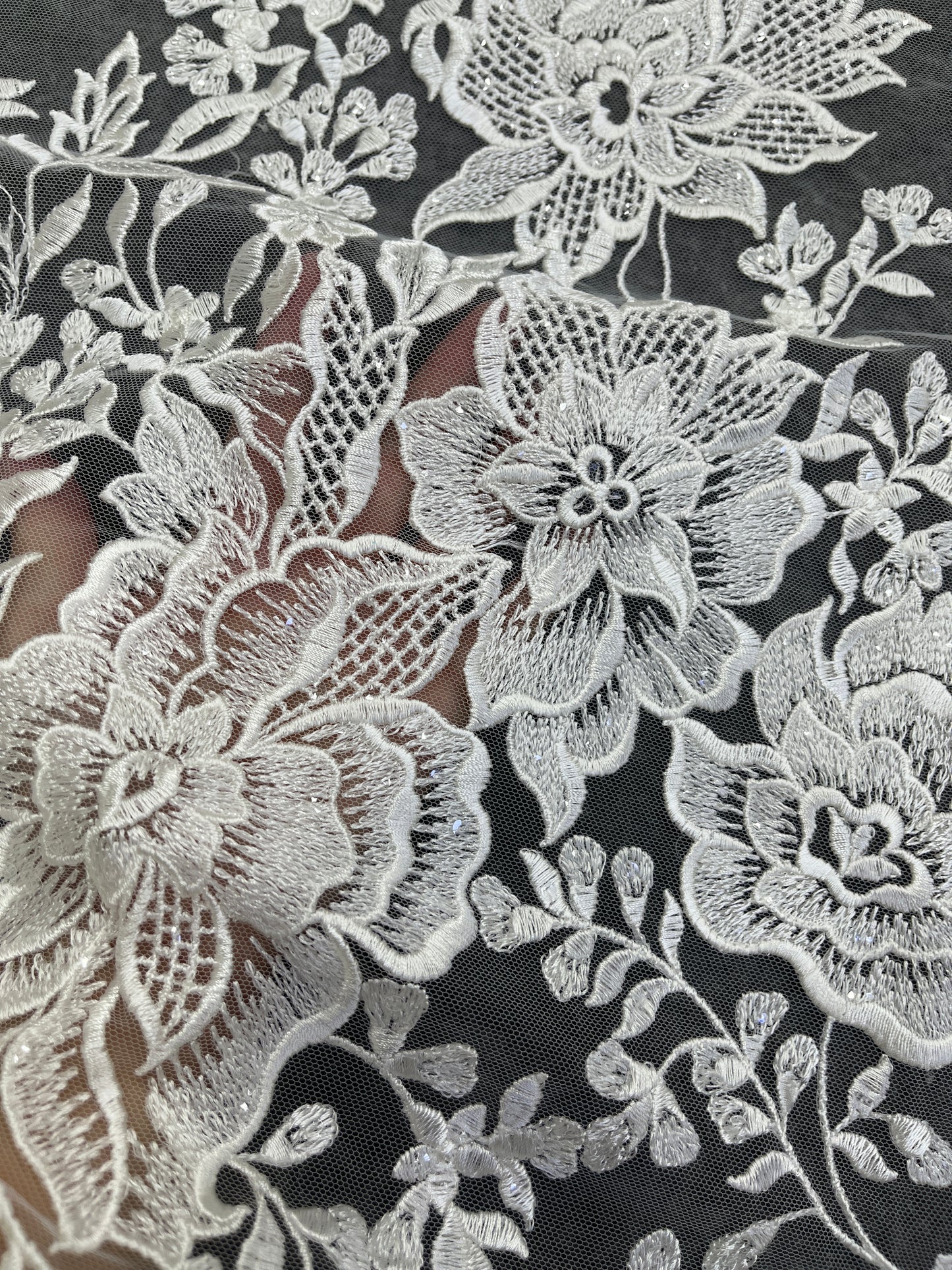 Embroidery lace fabric
