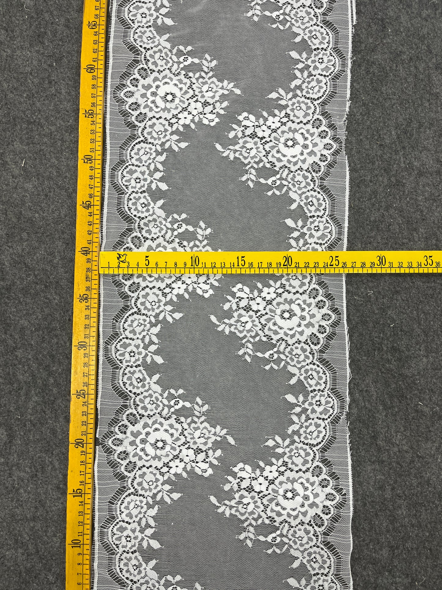 lace trim