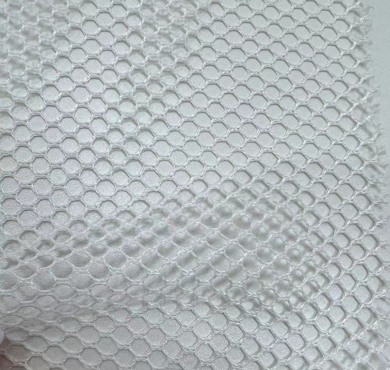 Coarse mesh fabric