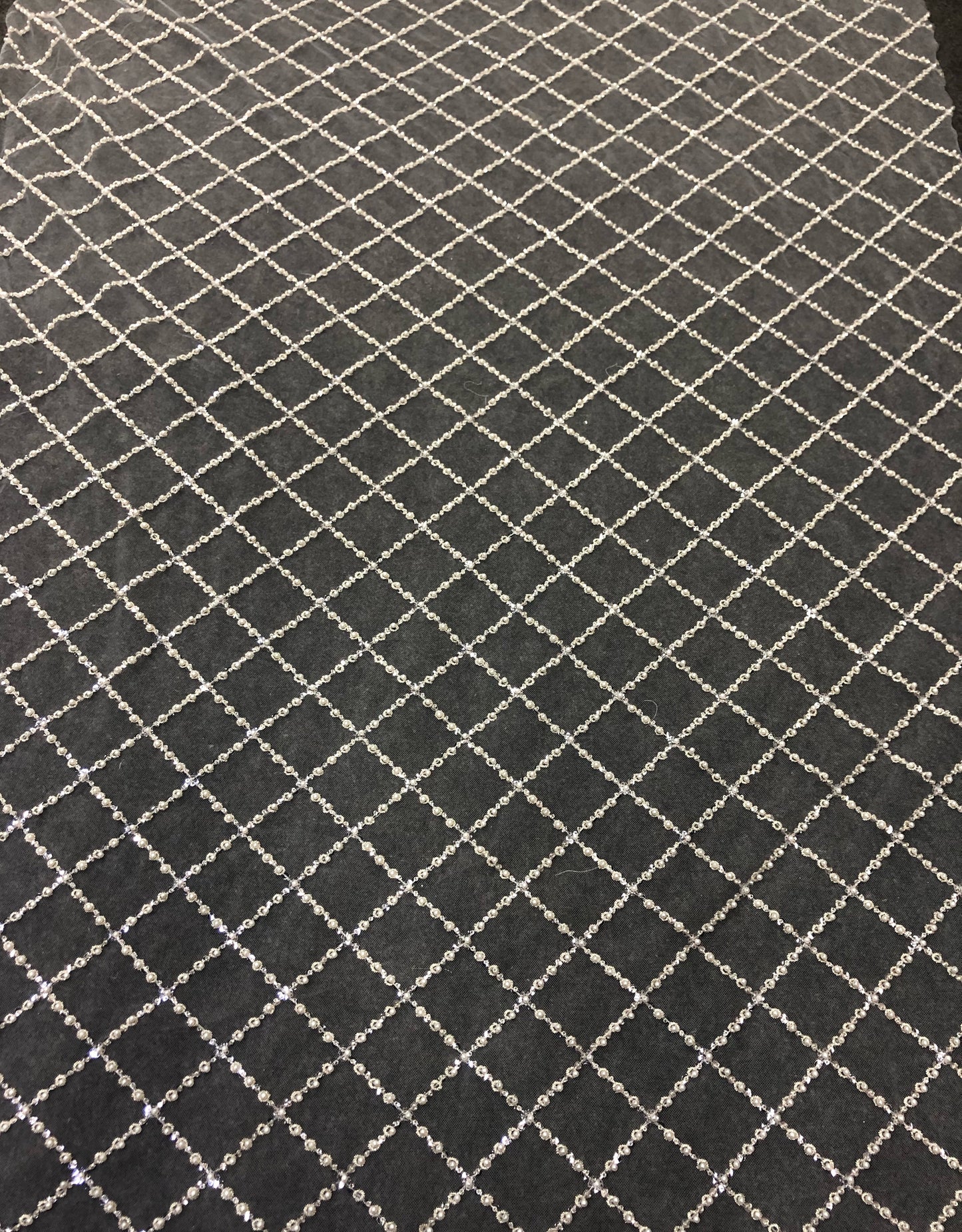 Grid lace