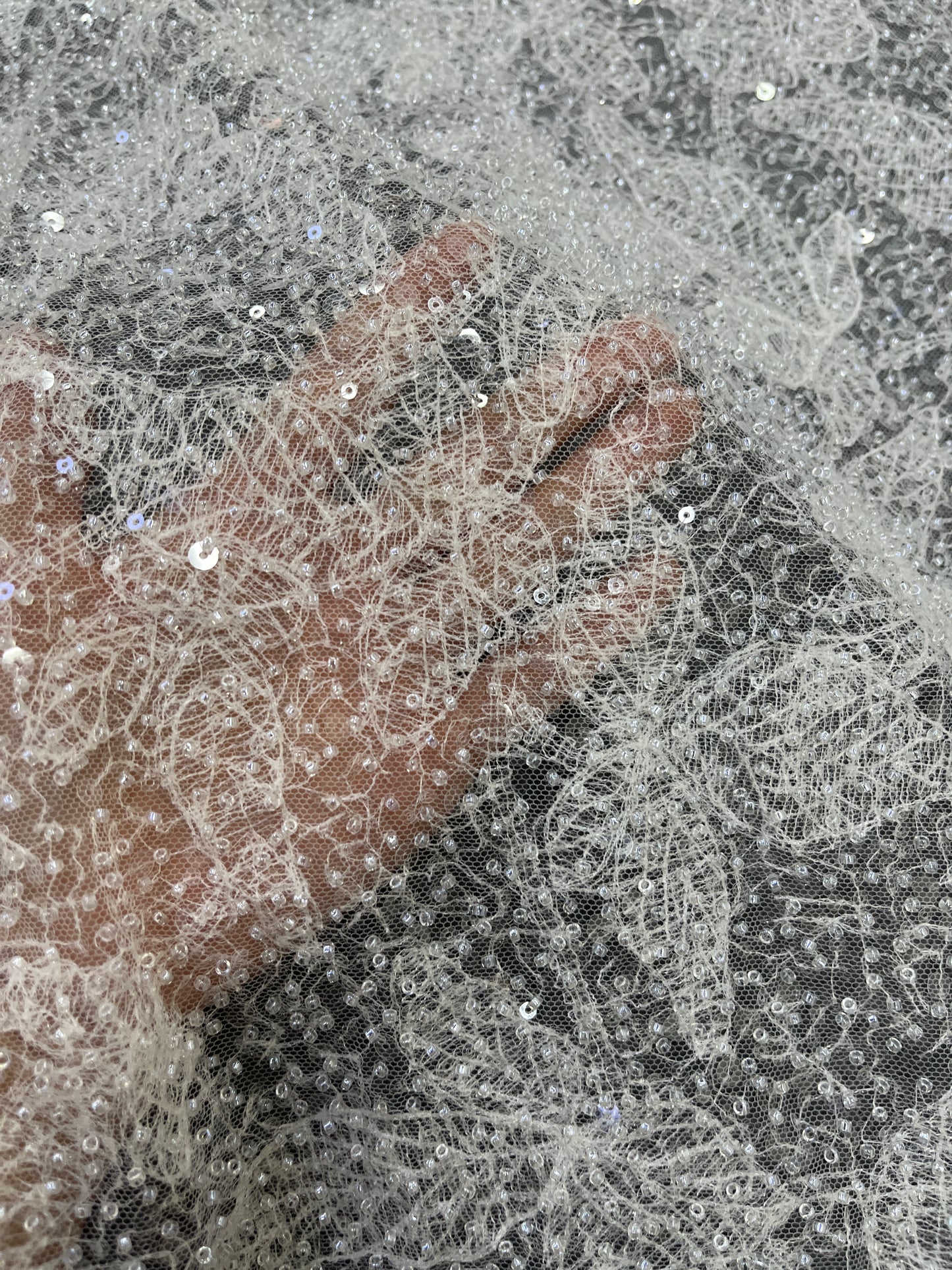 Special net bead lace